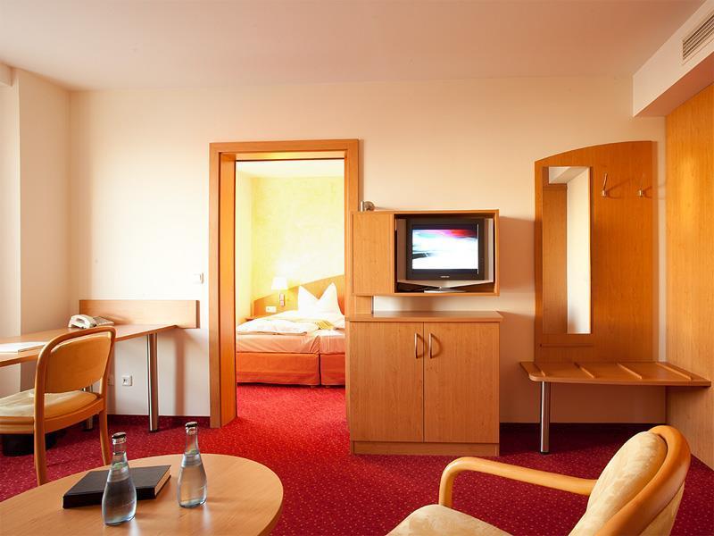 Unterschleißheim Hotel Alarun חדר תמונה