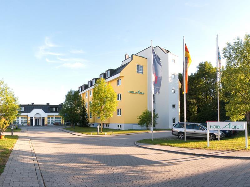 Unterschleißheim Hotel Alarun מראה חיצוני תמונה
