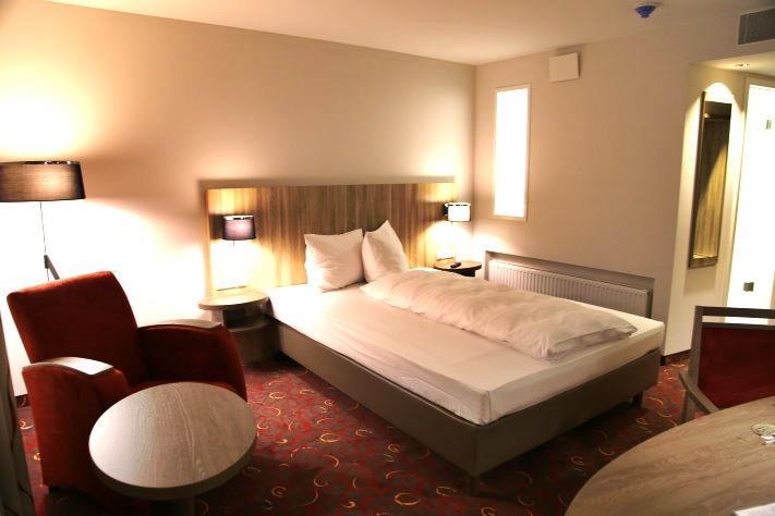 Unterschleißheim Hotel Alarun חדר תמונה