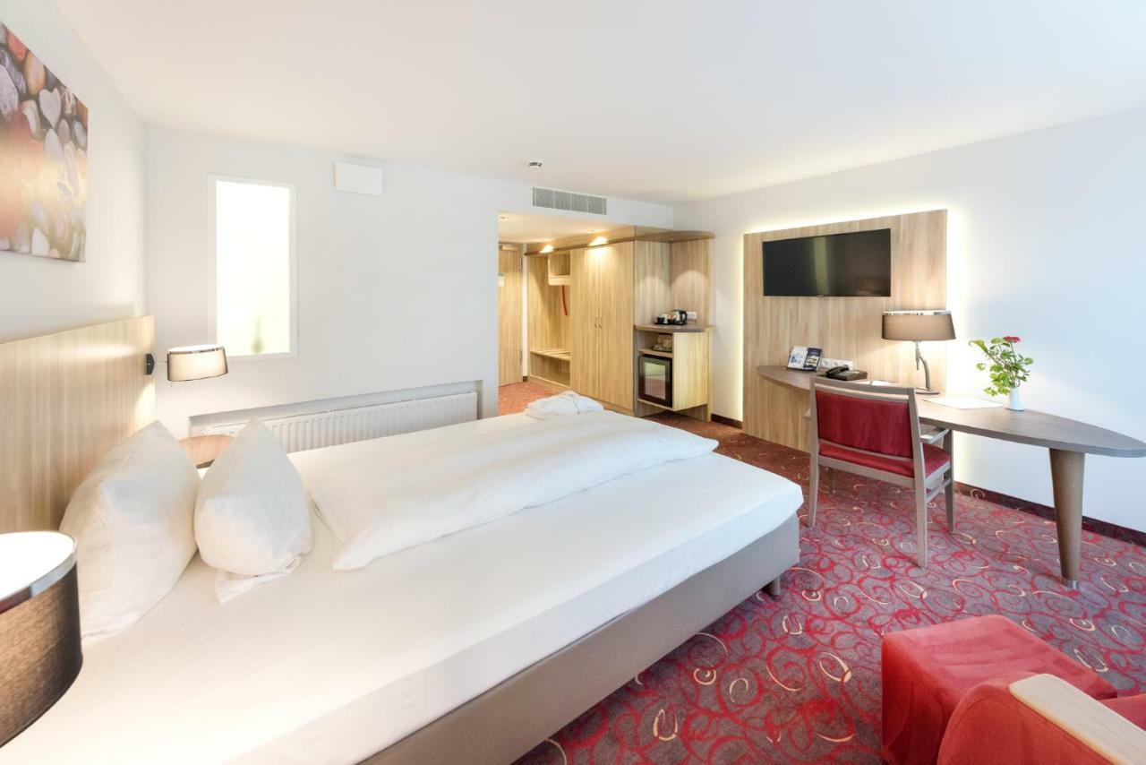 Unterschleißheim Hotel Alarun מראה חיצוני תמונה
